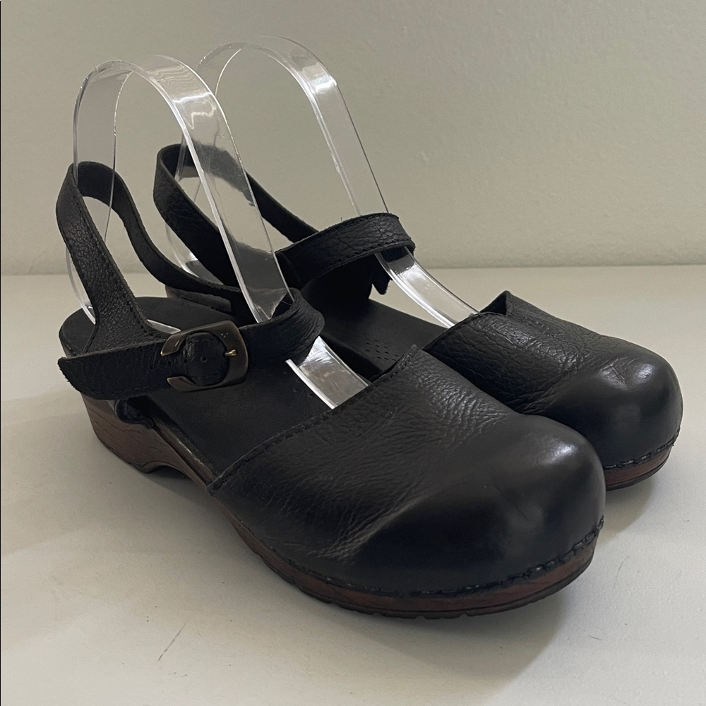 Sanita Sansi Black Leather Adjustable Ankle Strap Slingbacks Shoes Size 40 US 9